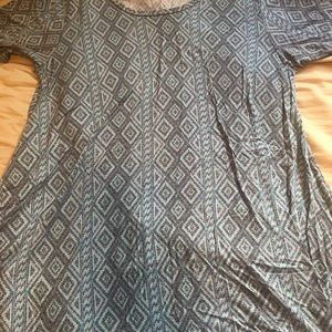 Lularoe perfect T